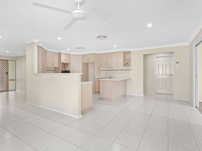 11 Fig Tree Court, Forster