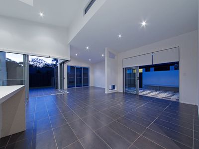 65 Red Gum Cr, Wakerley