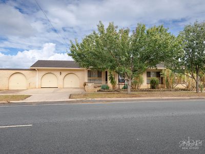 12 MAYFAIR DRIVE, Wodonga