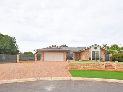 17 Poidevin Place, Dubbo