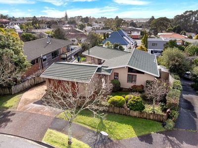 8 Princess Maria Place, Massey