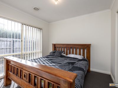 8 / 93 Frawley Road, Hallam