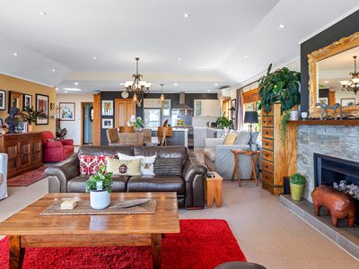 446 Riddell Road, Glendowie