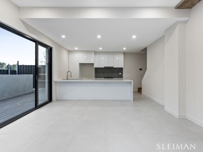 7 / 53 Surrey Drive, Keilor East