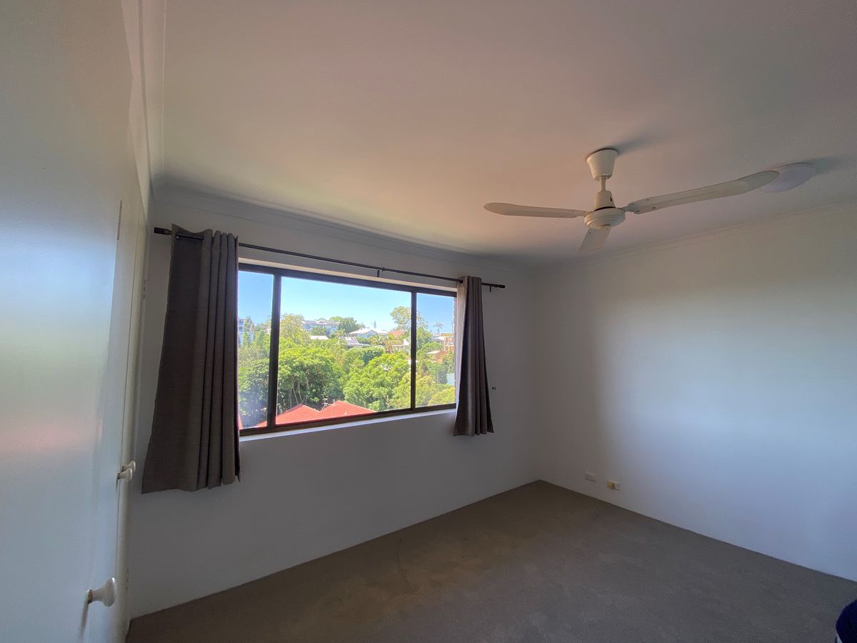 9 / 23 Bishop Street, St Lucia