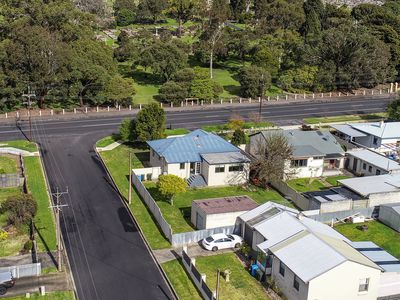 77 Lake Terrace East, Mount Gambier