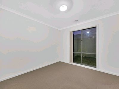 74 gateshed street, Craigieburn