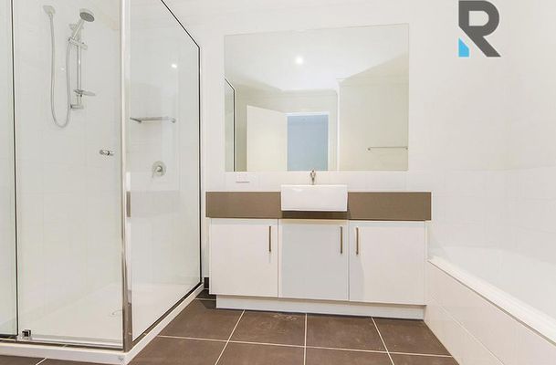 16 / 1-5 Beddison Road, Craigieburn
