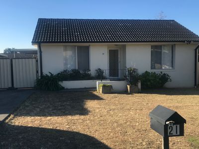 21 Gibson Avenue, Casula