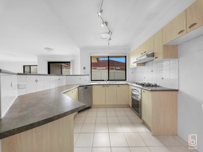 4 Warrigal Road, Woongarrah