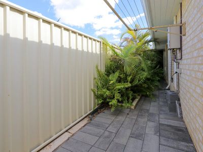15 Yindana Boulevard, Lakelands