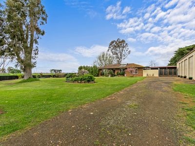 1109  Sale Cowwarr Road, Nambrok