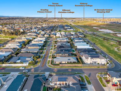 15 Tallrush Street, Clyde North