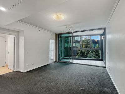 10204 / 8 Harbour Road, Hamilton