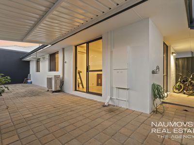 35 Esperanto Way, Westminster