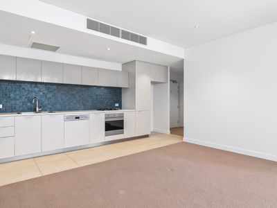 211 / 1 Kyle Way, Claremont