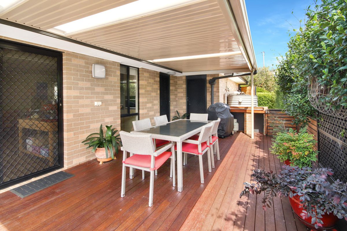 21 Binalong Street, Dalmeny