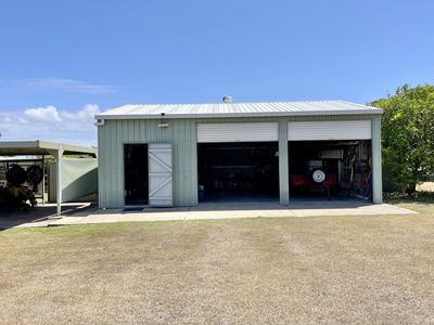 18 Orchid Avenue, Urangan