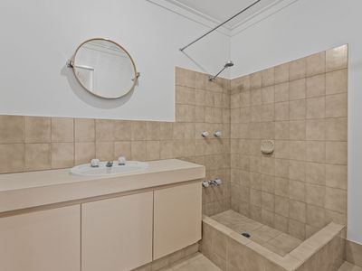 10 / 11 Gibson Court, Morley