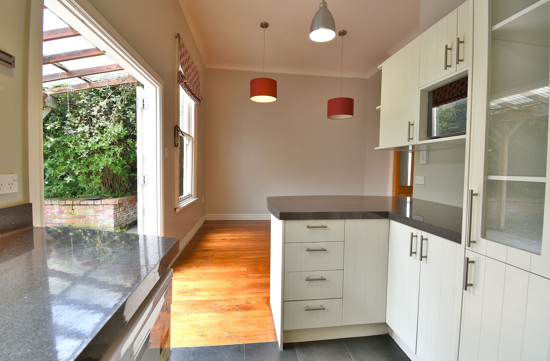 32 Clifford Street, Dalmore