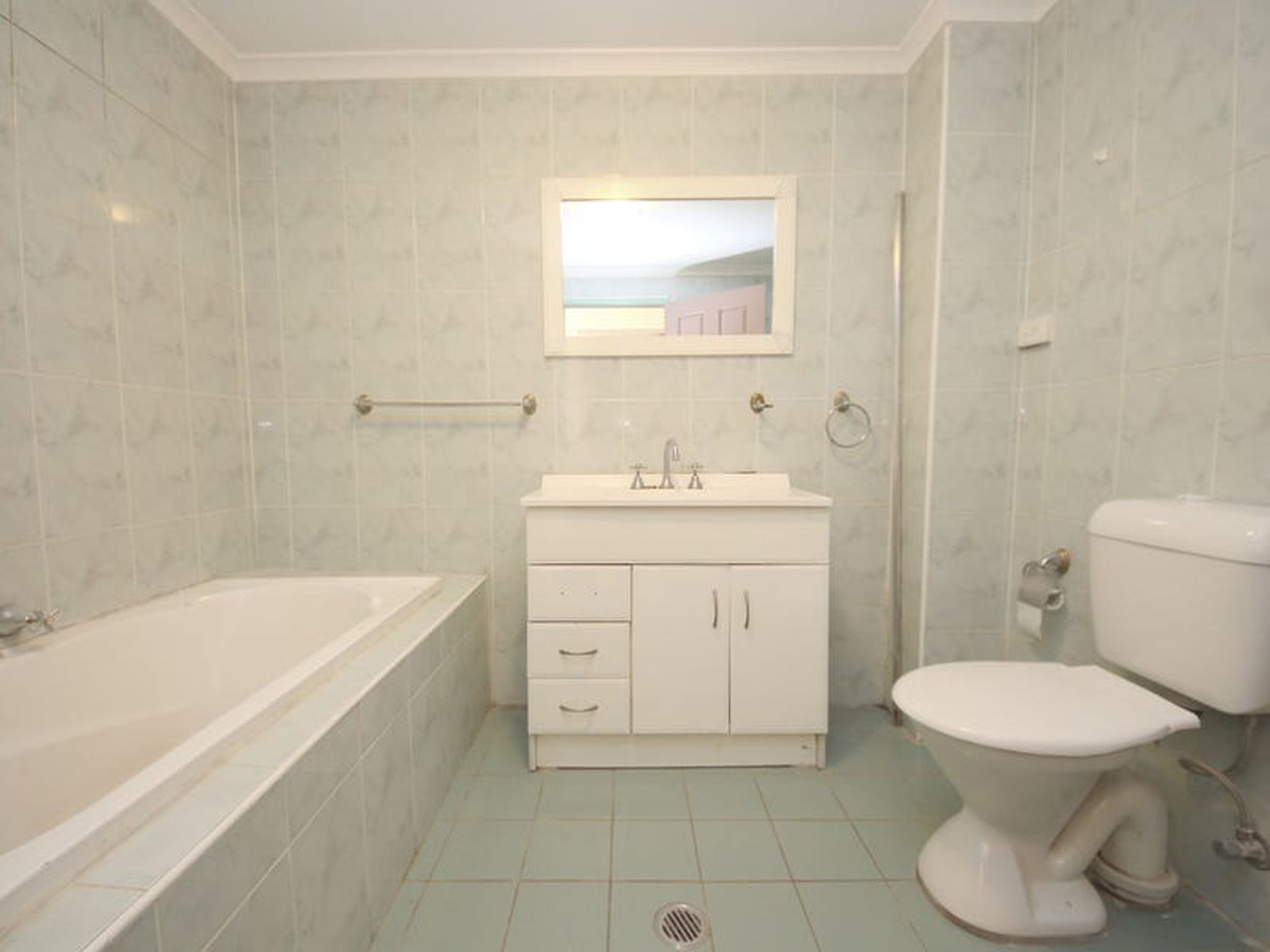 4 / 28 Meredith Street, Bankstown