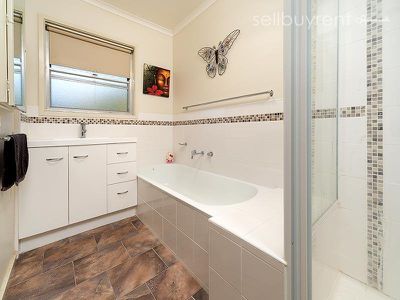 110 HUON HILL ROAD, Wodonga
