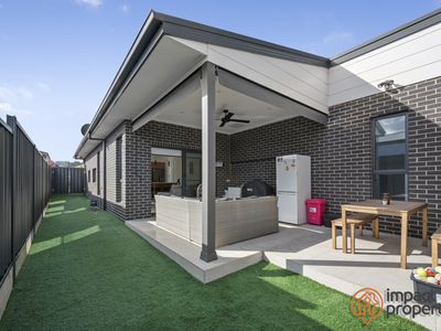 14 Dorney Rise, Taylor