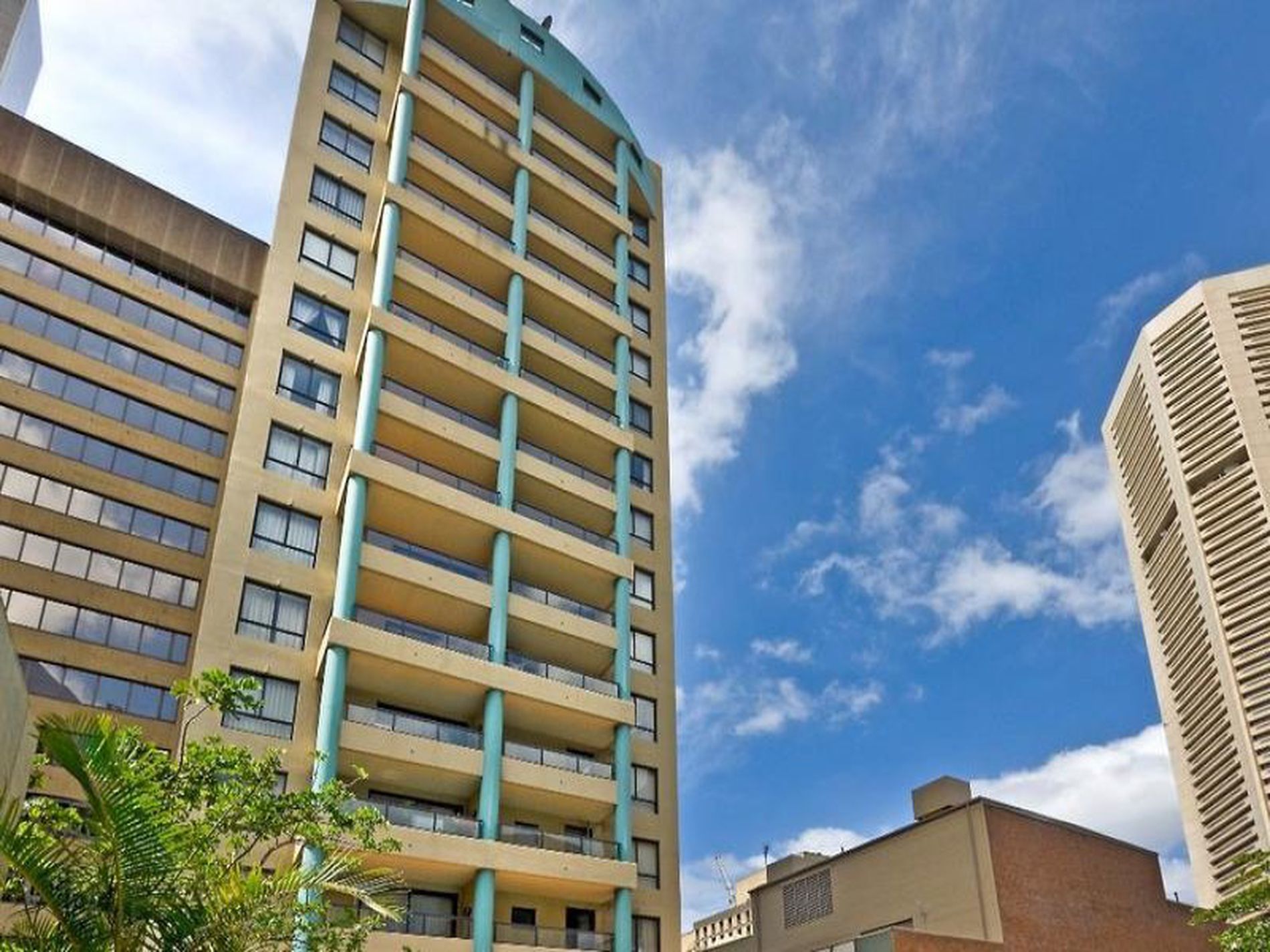 1203 / 1 Hosking Place, Sydney