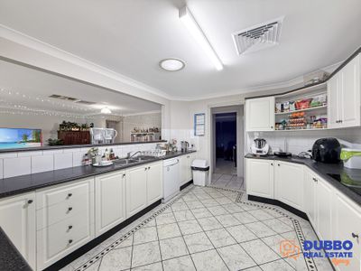 15 Dulhunty Avenue, Dubbo