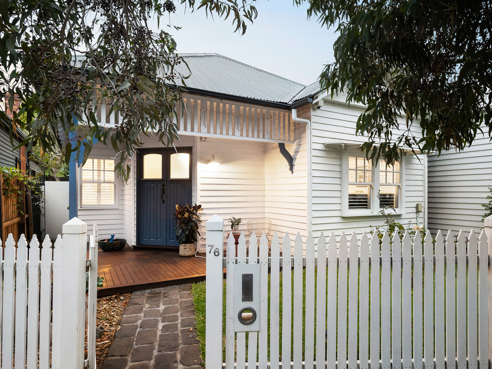 76 Pentland Parade, Yarraville