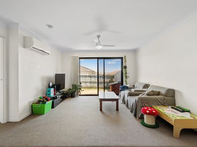 2 / 40 Peregrine Drive, Lowood