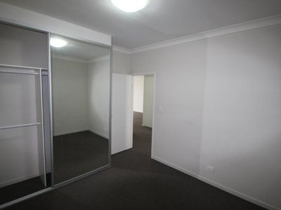 10 / 2 St Andrews Place, Dundas