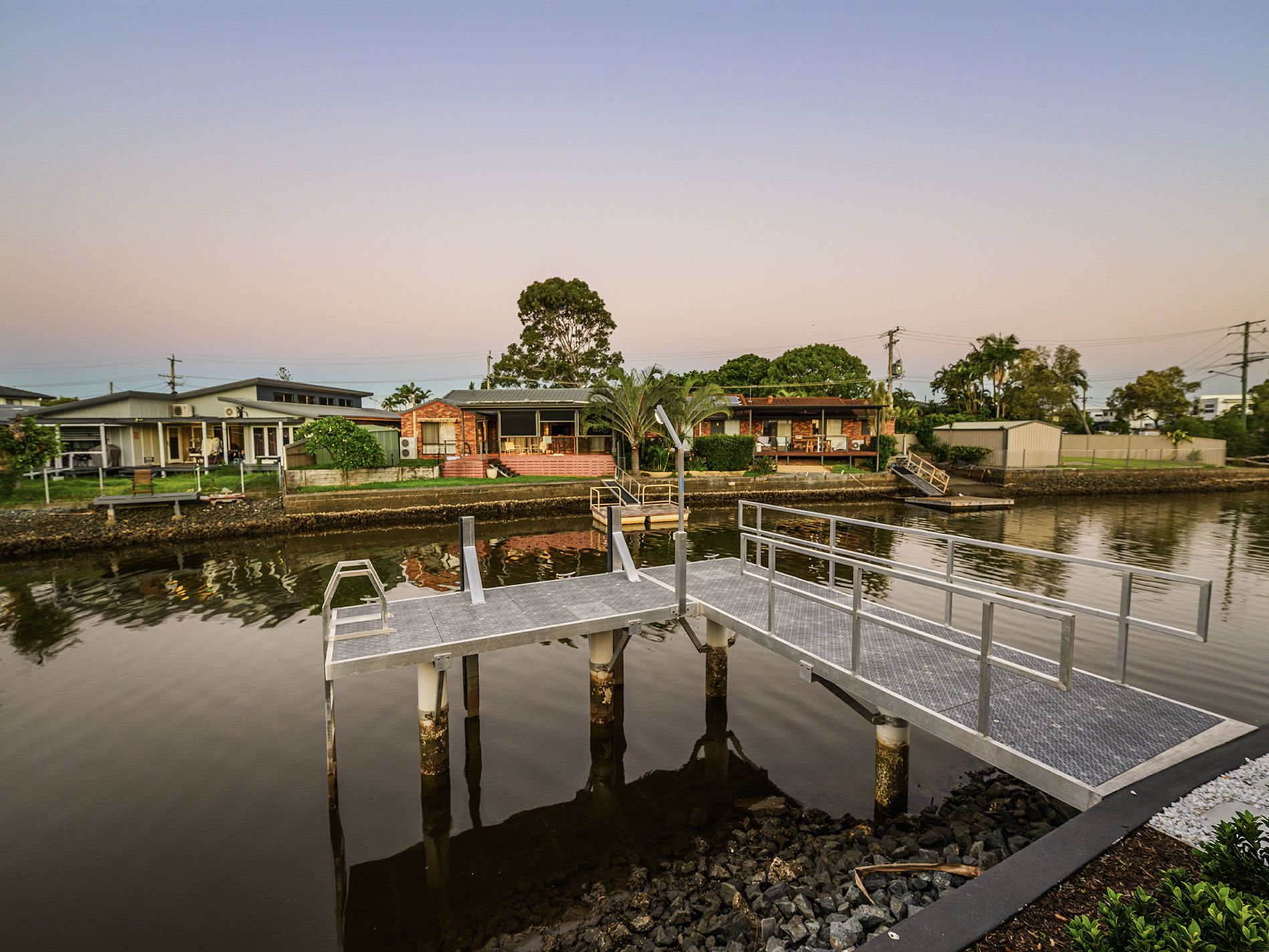 1 / 13 Perry Place, Biggera Waters