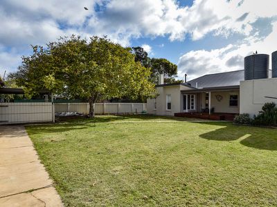 27 Main Street, Millicent