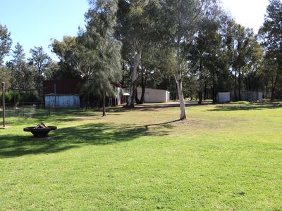 212 Military Road, Parkes