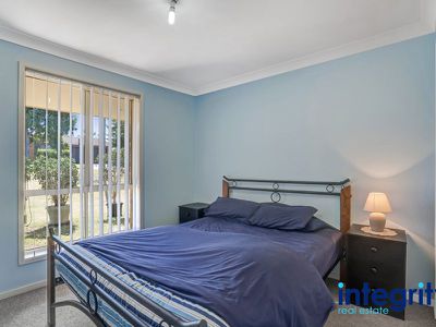 16 Yuroka Crescent, St Georges Basin