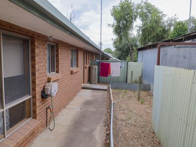 2 / 5 Hennessy Street, Tocumwal