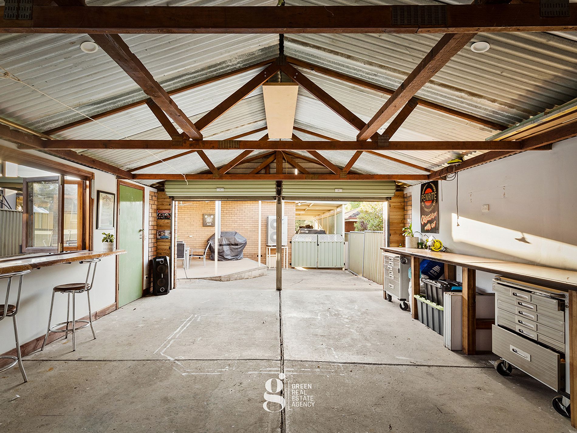 16 Myuna Crescent, Seven Hills