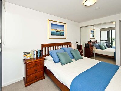 302 / 21 Bow River Cres. , Burswood
