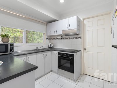 18 / 27 Rain Tree Glen, Coombabah