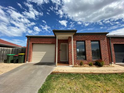 1 / 49-55 Rosella Avenue , Werribee