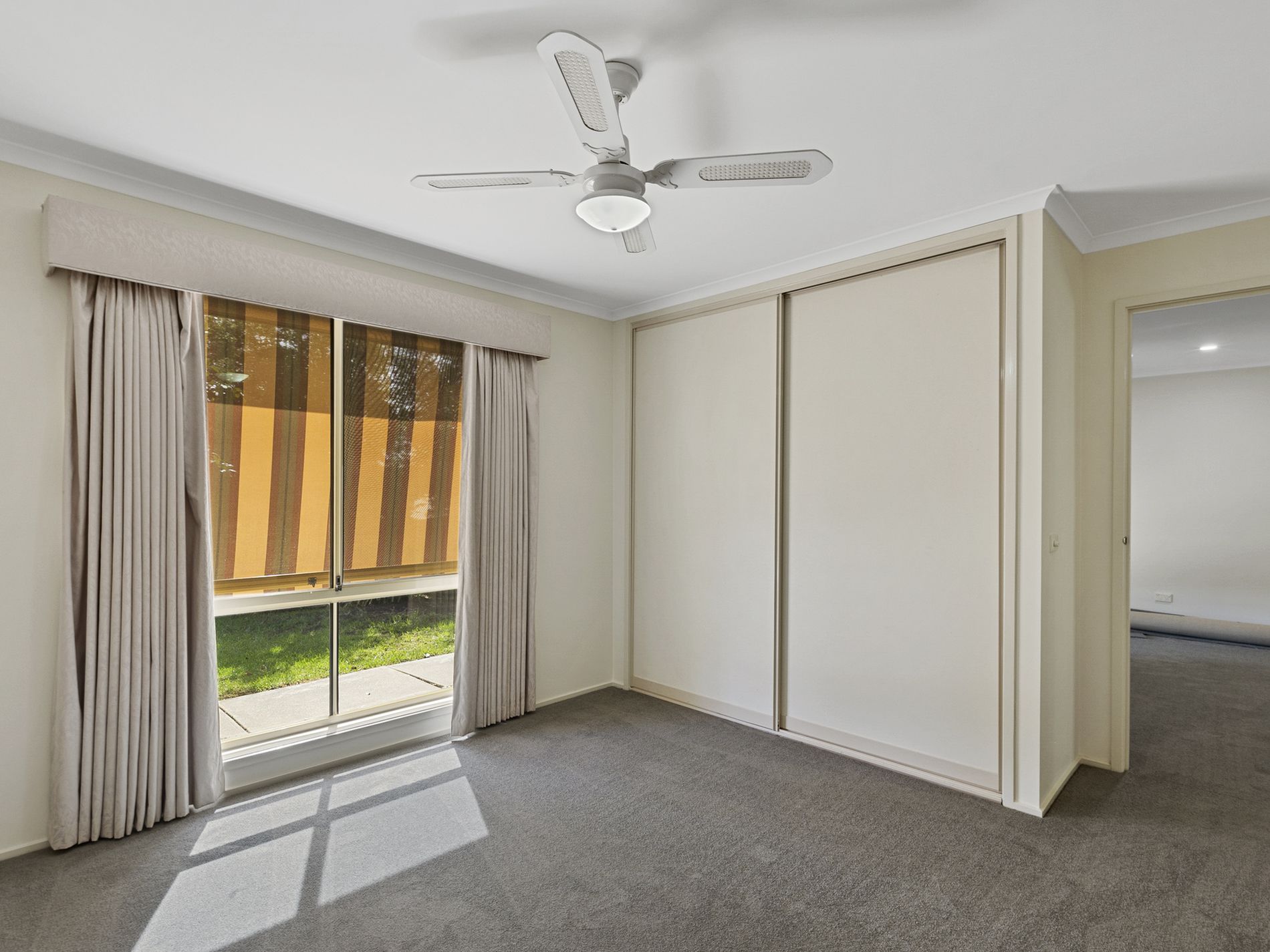 2 HEFFEY COURT, Seymour