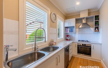 9 Royal Crescent, Beaconsfield