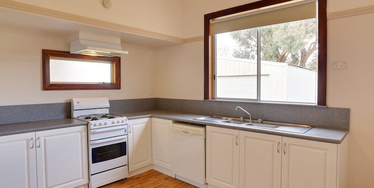 23 Weir Street, Euroa