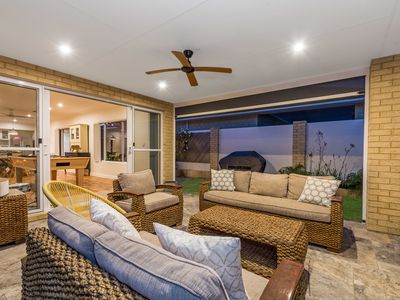 102 Seaside Avenue, Yanchep