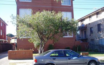 9 / 8 Flack Ave, Hillsdale