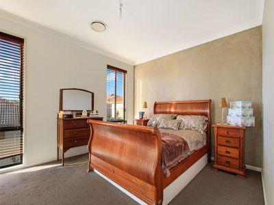 16 Gore Avenue, Shell Cove