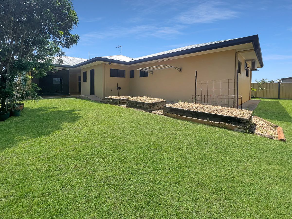 8 Jannina Drive, Atherton