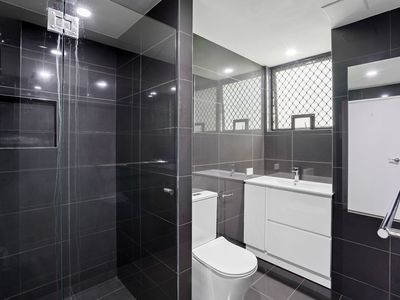 149 / 139 Commercial Road, Teneriffe