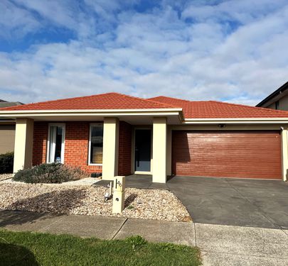 46 Karawarra Circuit, Cranbourne North